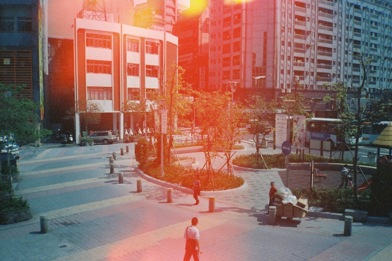 台北市平價親民萬華區,打破壞印象3大優勢必入手!